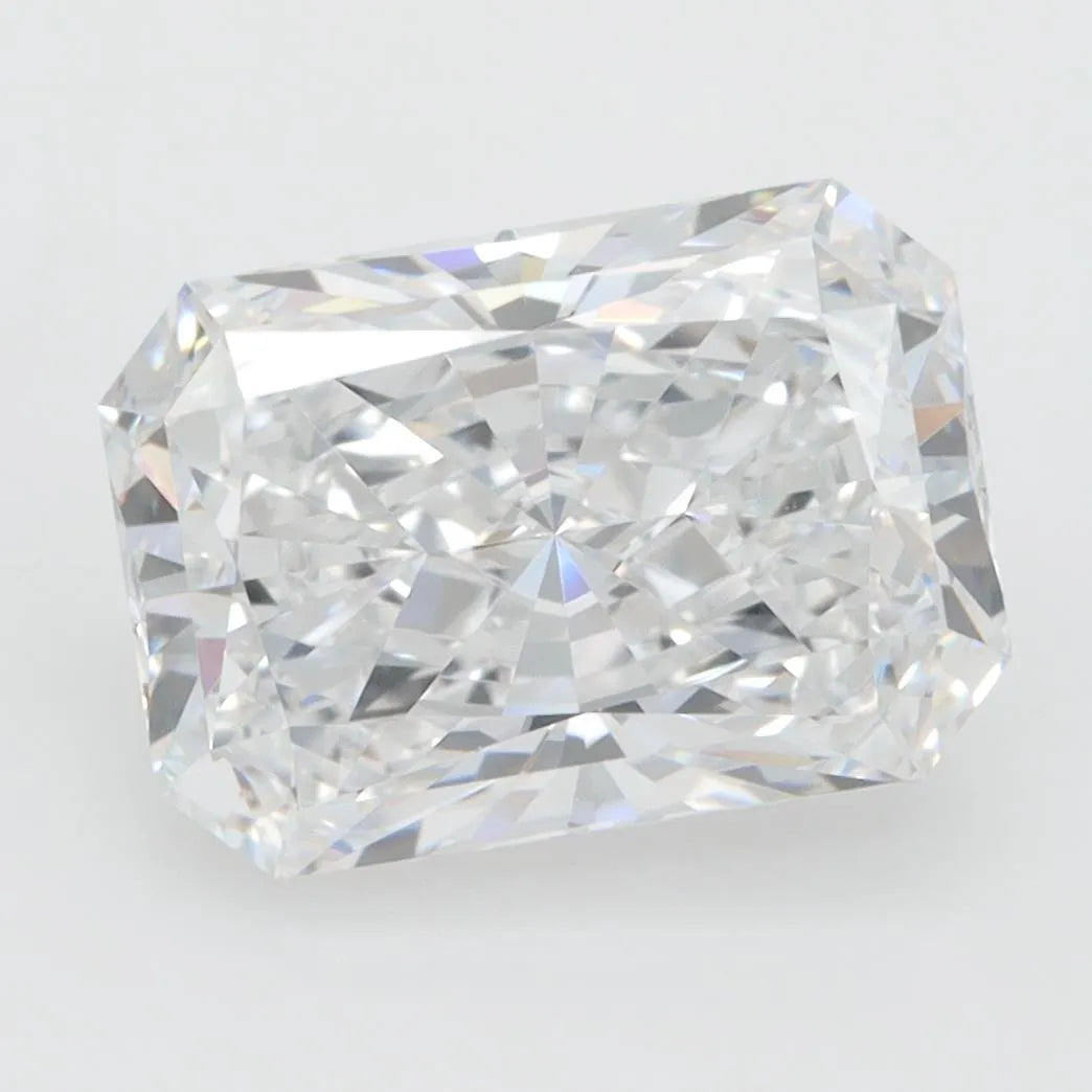 3.03ct Radiant Lab Grown Diamond (Colour D, Clarity VVS2, GIA Certified)
