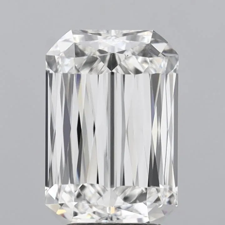 3.37ct Radiant Lab Grown Diamond (Colour E, Clarity VVS2, IGI Certified)