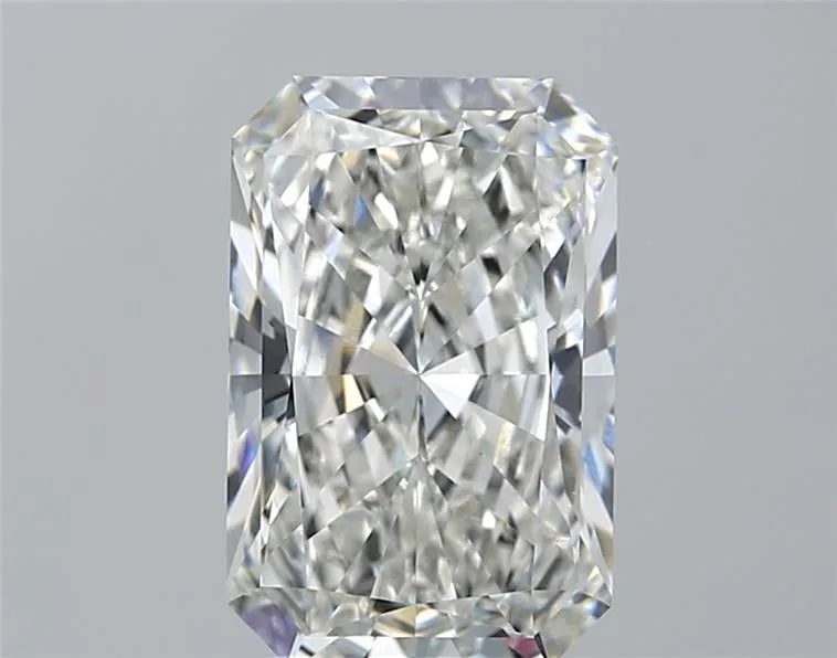 3.54ct Radiant Lab Grown Diamond (Colour F, Clarity VVS2, IGI Certified)
