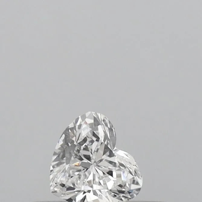 0.12ct Heart Lab Grown Diamond (Colour D, Clarity VVS2, IGI Certified)