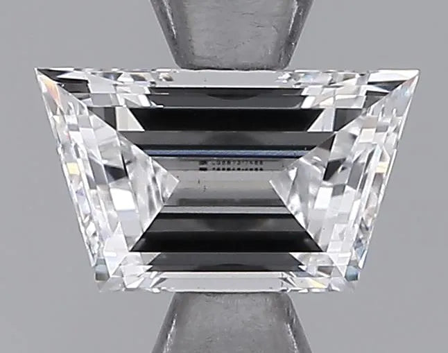 0.80ct Trapeze Lab Grown Diamond (Colour E, Clarity VS1, IGI Certified)
