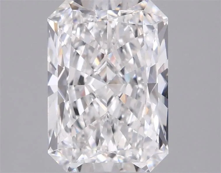 1.53ct Radiant Lab Grown Diamond (Colour E, Clarity VS2, IGI Certified)