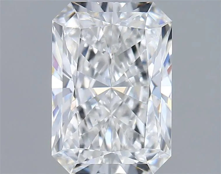 1.58ct Radiant Lab Grown Diamond (Colour E, Clarity VS1, IGI Certified)