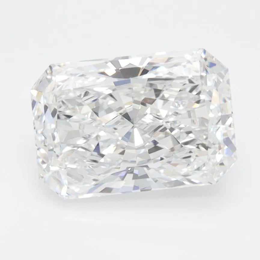 2.01ct Radiant Lab Grown Diamond (Colour E, Clarity VVS2, IGI Certified)