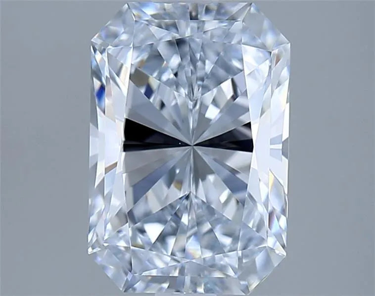 2.02ct Radiant Lab Grown Diamond (Colour F, Clarity VVS2, IGI Certified)