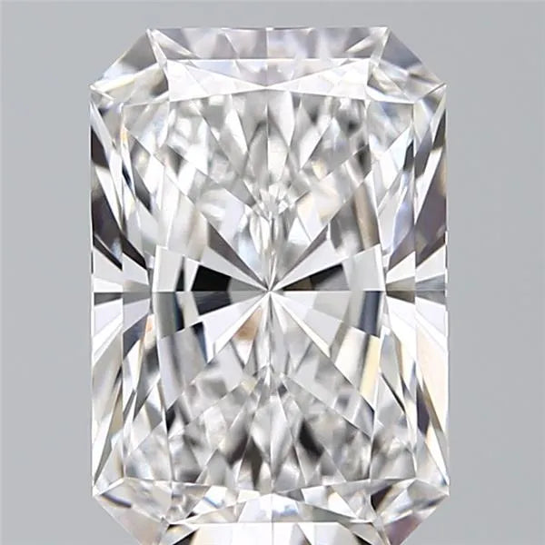 2.06ct Radiant Lab Grown Diamond (Colour E, Clarity VVS1, IGI Certified)