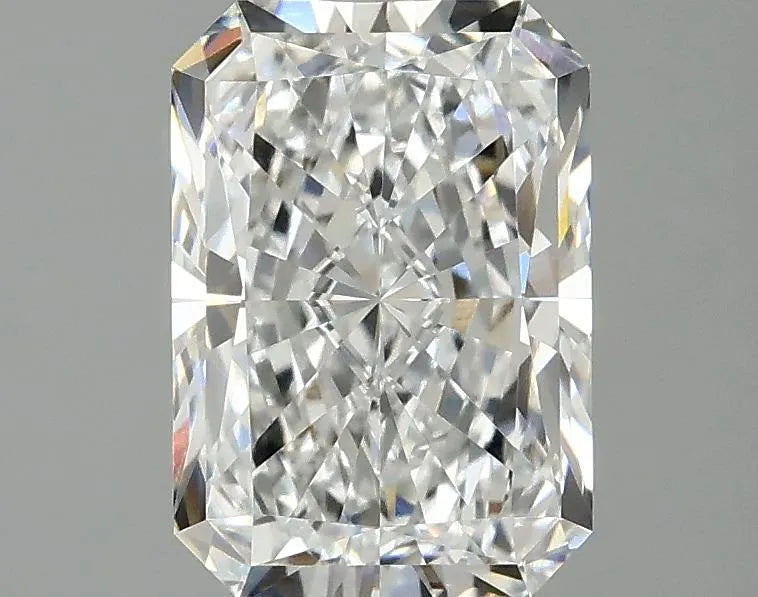 2.07ct Radiant Lab Grown Diamond (Colour E, Clarity VVS2, IGI Certified)