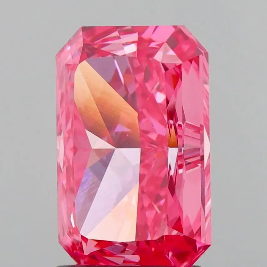 2.18ct Radiant Lab Grown Diamond (Colour Fancy Vivid Pink, Clarity VVS2, IGI Certified)