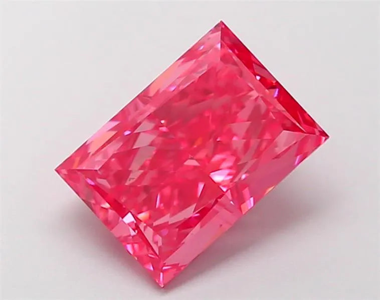 2.19ct Princess Lab Grown Diamond (Colour Fancy Vivid Pink, Clarity VS1, IGI Certified)