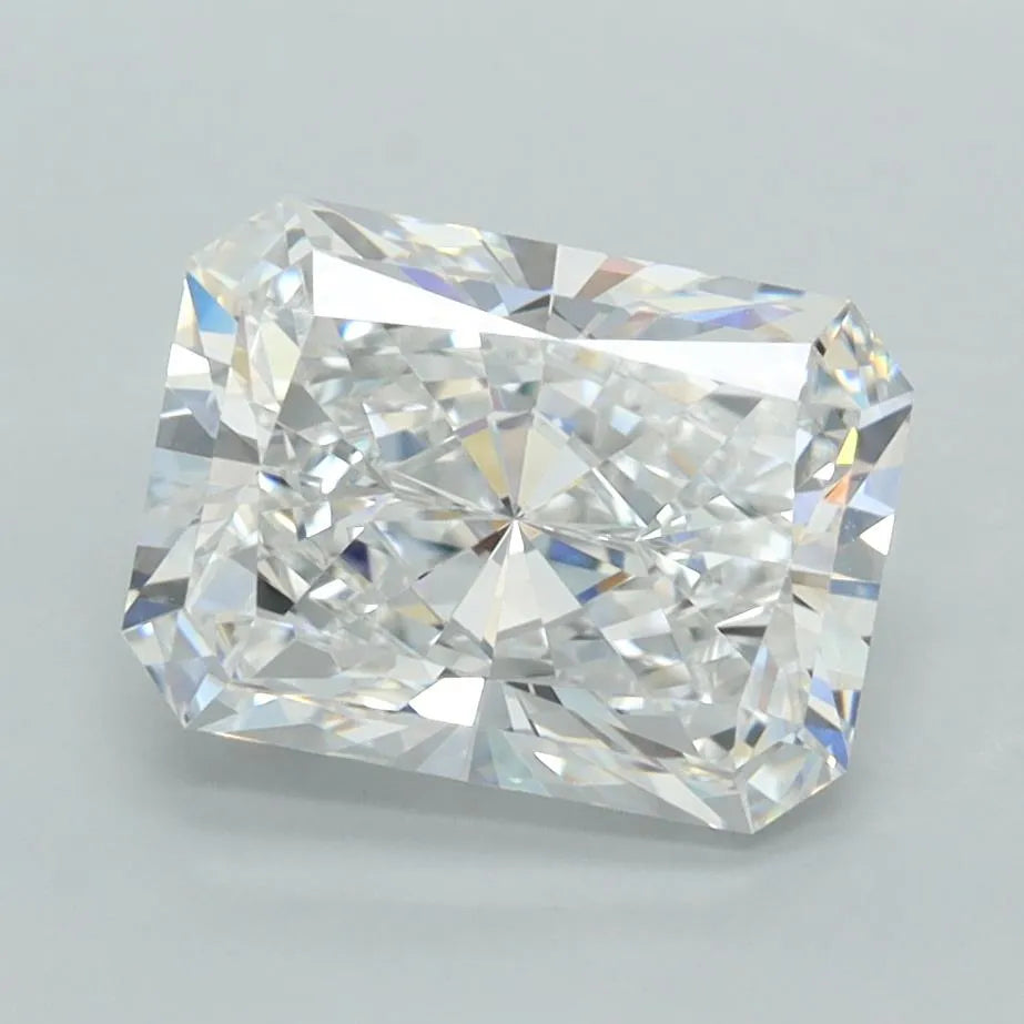 2.54ct Radiant Lab Grown Diamond (Colour D, Clarity VVS1, IGI Certified)