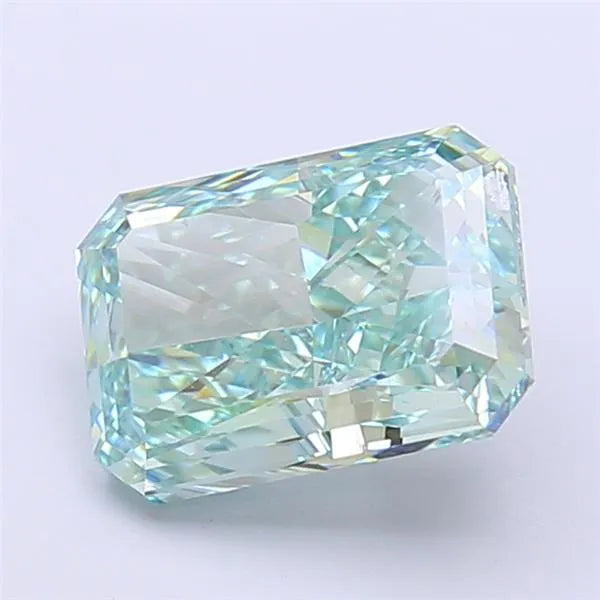 2.57ct Radiant Lab Grown Diamond (Colour Fancy Vivid Green, Clarity VVS2, IGI Certified)