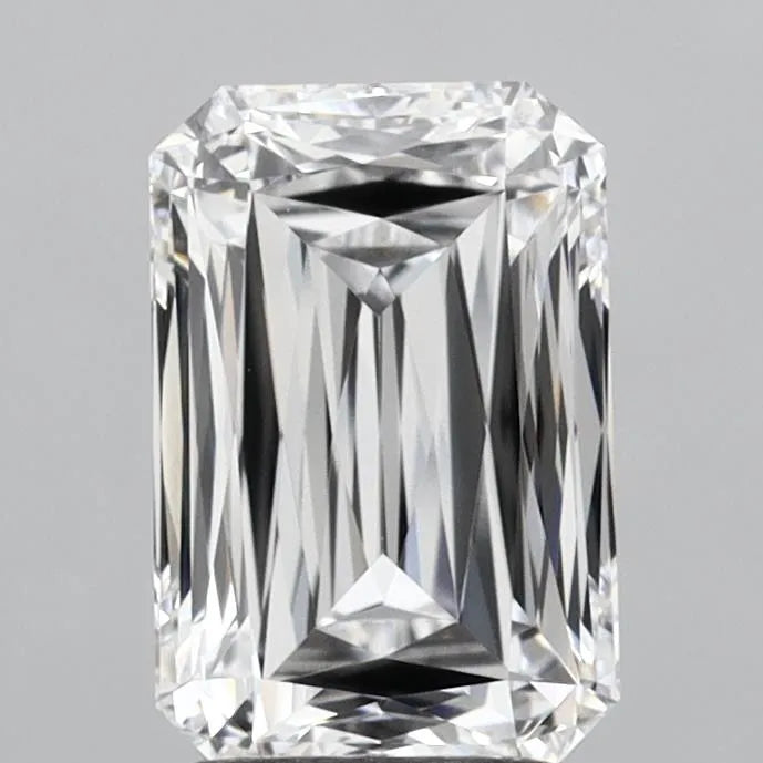 2.64ct Radiant Lab Grown Diamond (Colour D, Clarity VVS2, IGI Certified)