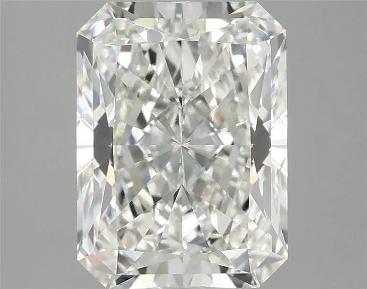3.03ct Radiant Lab Grown Diamond (Colour F, Clarity VVS2, IGI Certified)