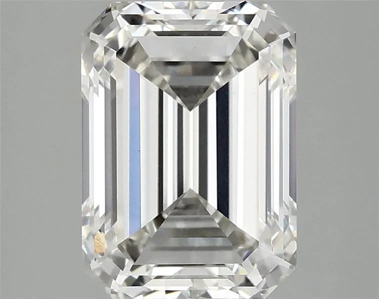 3.08ct Emerald Lab Grown Diamond (Colour G, Clarity VVS2, IGI Certified)