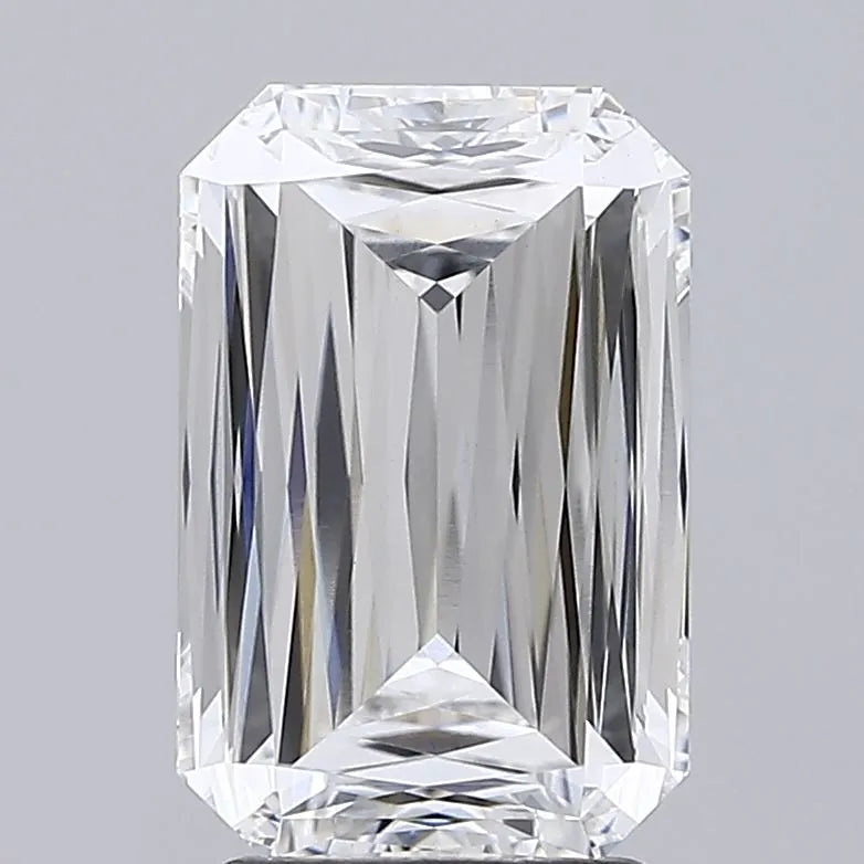 3.12ct Radiant Lab Grown Diamond (Colour D, Clarity VVS2, IGI Certified)