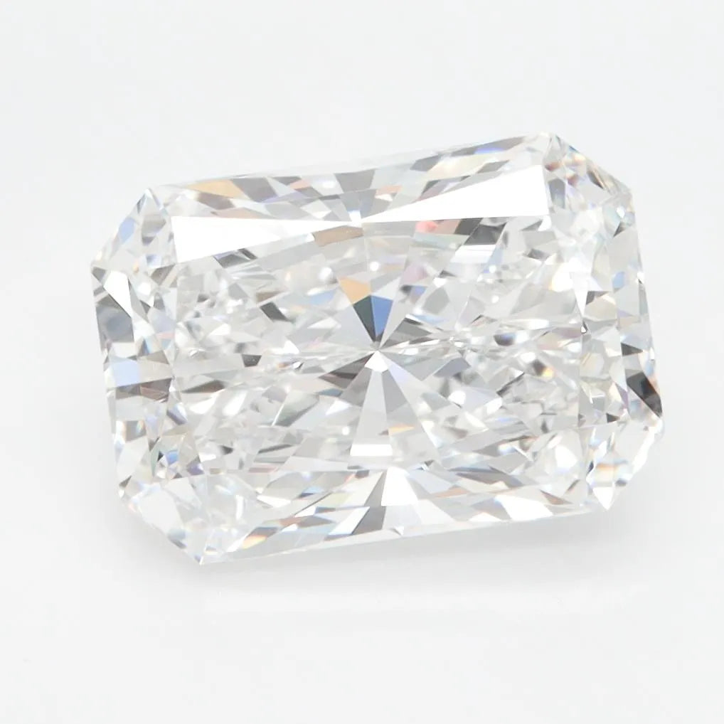 3.27ct Radiant Lab Grown Diamond (Colour E, Clarity IF, IGI Certified)