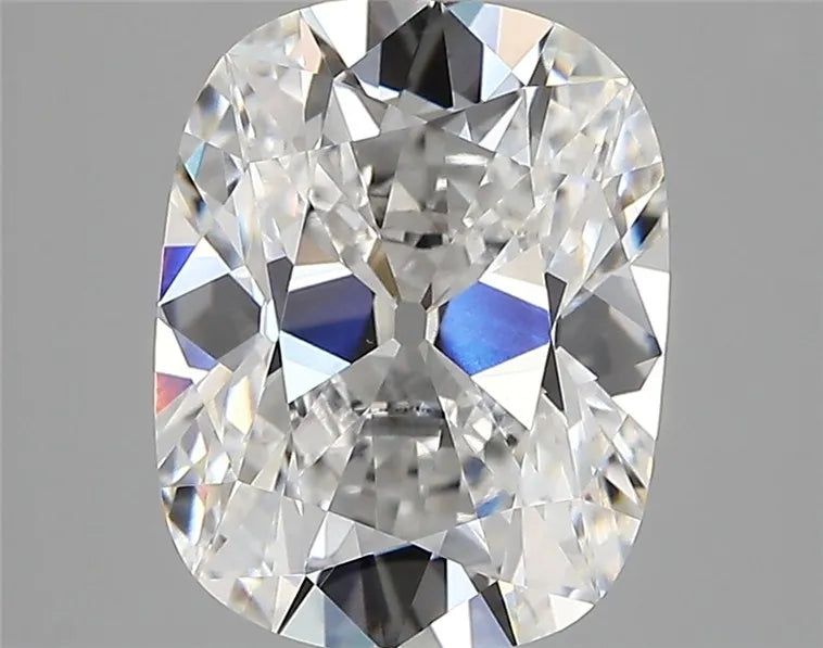 3.48ct Cushion modified Lab Grown Diamond (Colour D, Clarity VVS2, IGI Certified)
