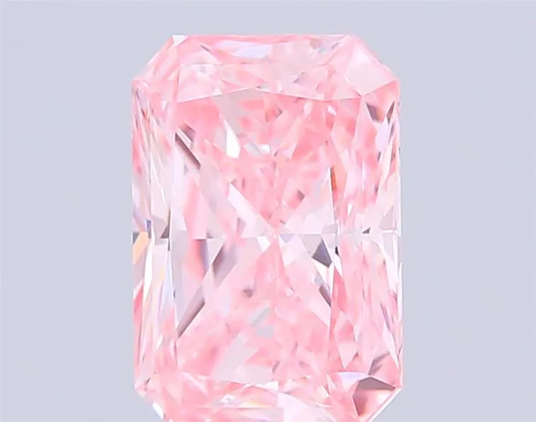 3.49ct Radiant Lab Grown Diamond (Colour Fancy Vivid Pink, Clarity VVS2, IGI Certified)