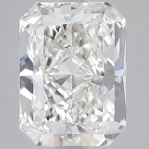 3.53ct Radiant Lab Grown Diamond (Colour G, Clarity VVS2, IGI Certified)