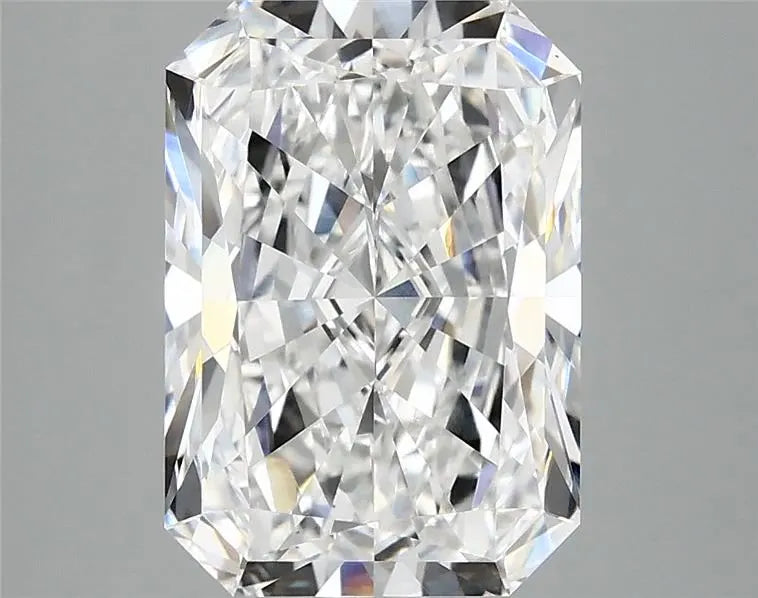 3.68ct Radiant Lab Grown Diamond (Colour D, Clarity VS1, IGI Certified)