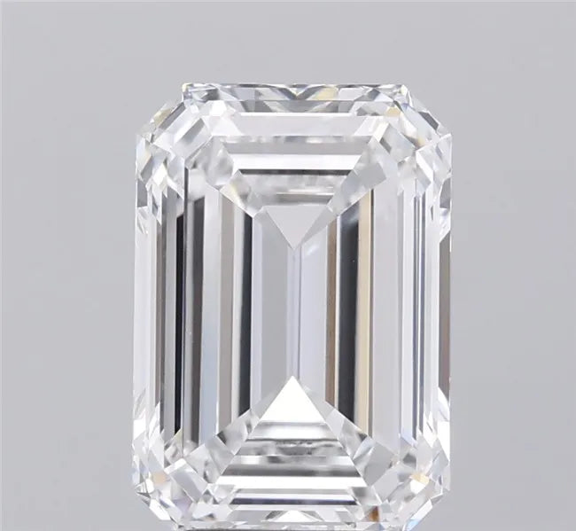 3.73ct Emerald Lab Grown Diamond (Colour E, Clarity VVS2, IGI Certified)
