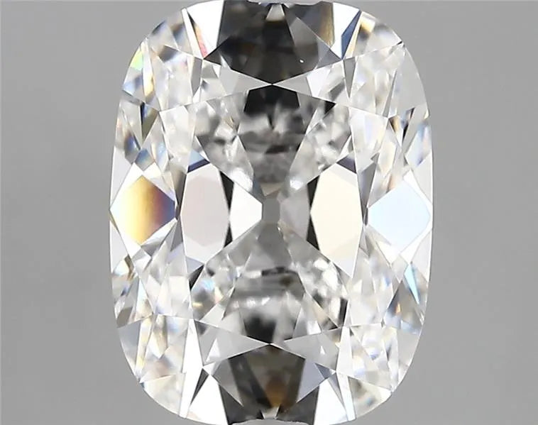3.87ct Cushion modified Lab Grown Diamond (Colour D, Clarity VVS2, IGI Certified)