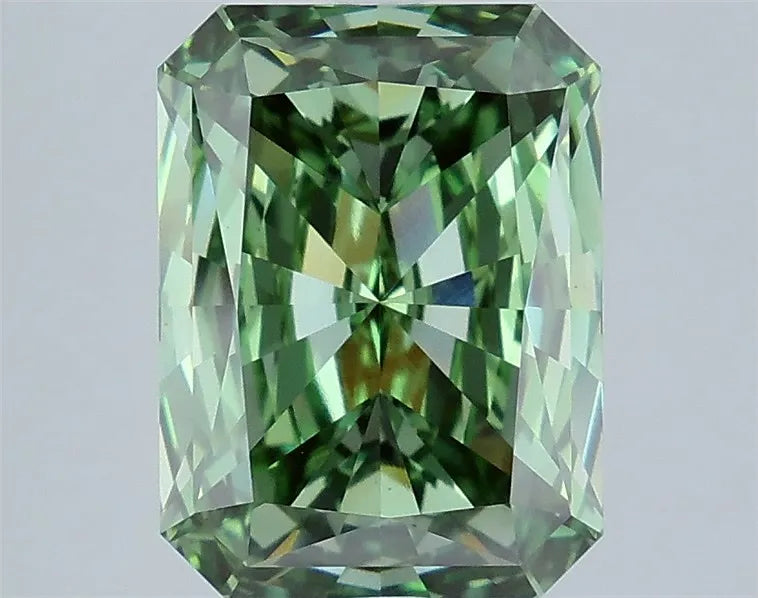 4.05ct Radiant Lab Grown Diamond (Colour Fancy Vivid Green, Clarity VS1, IGI Certified)