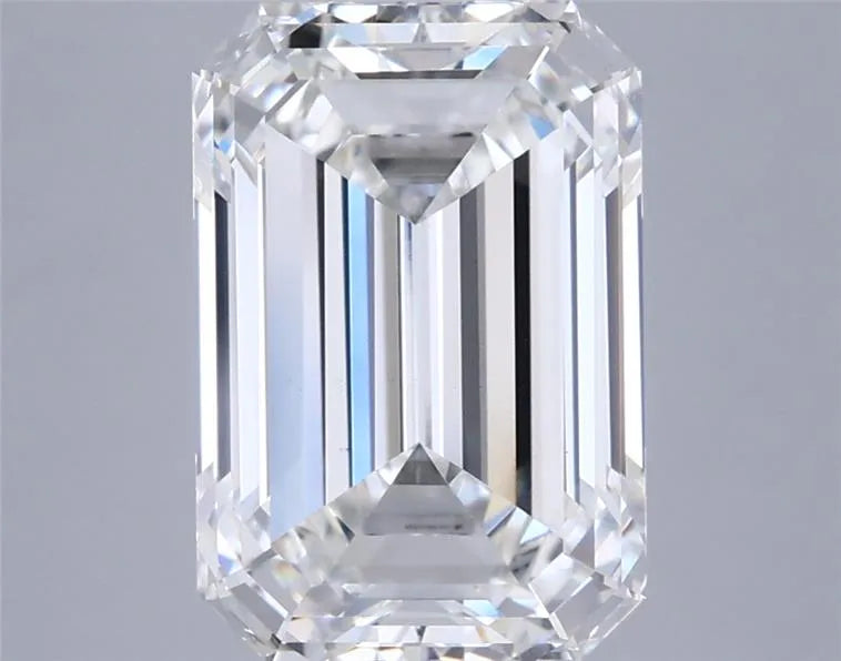 4.08ct Emerald Lab Grown Diamond (Colour F, Clarity VVS2, IGI Certified)