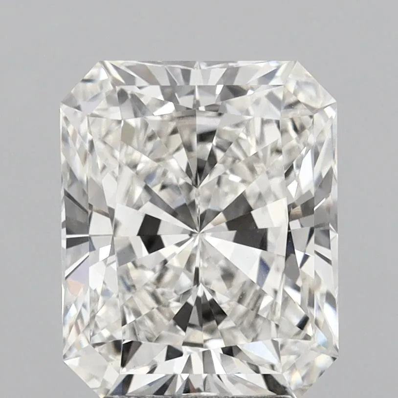 4.13ct Radiant Lab Grown Diamond (Colour G, Clarity VVS2, IGI Certified)