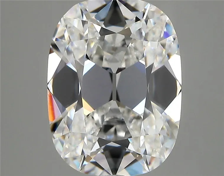 4.66ct Cushion modified Lab Grown Diamond (Colour D, Clarity VVS2, IGI Certified)