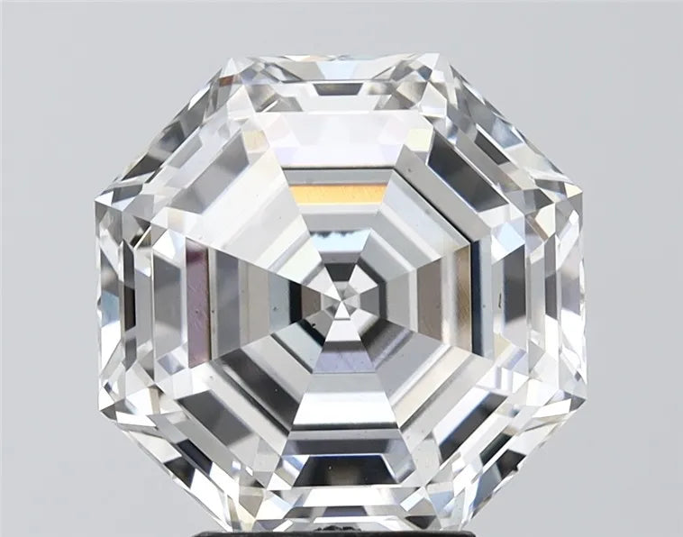5.03ct Octagonal Lab Grown Diamond (Colour F, Clarity VS2, IGI Certified)