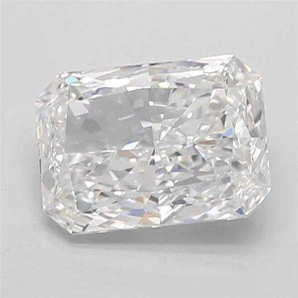 5.03ct Radiant Lab Grown Diamond (Colour E, Clarity VVS1, IGI Certified)