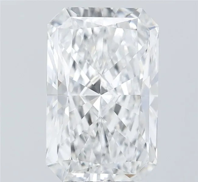 5.04ct Radiant Lab Grown Diamond (Colour F, Clarity VVS2, IGI Certified)
