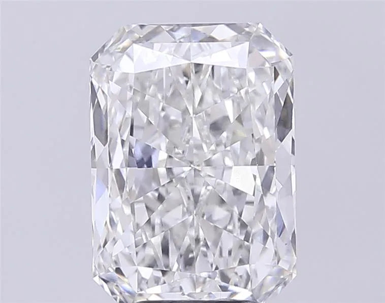 5.07ct Radiant Lab Grown Diamond (Colour F, Clarity VVS2, IGI Certified)