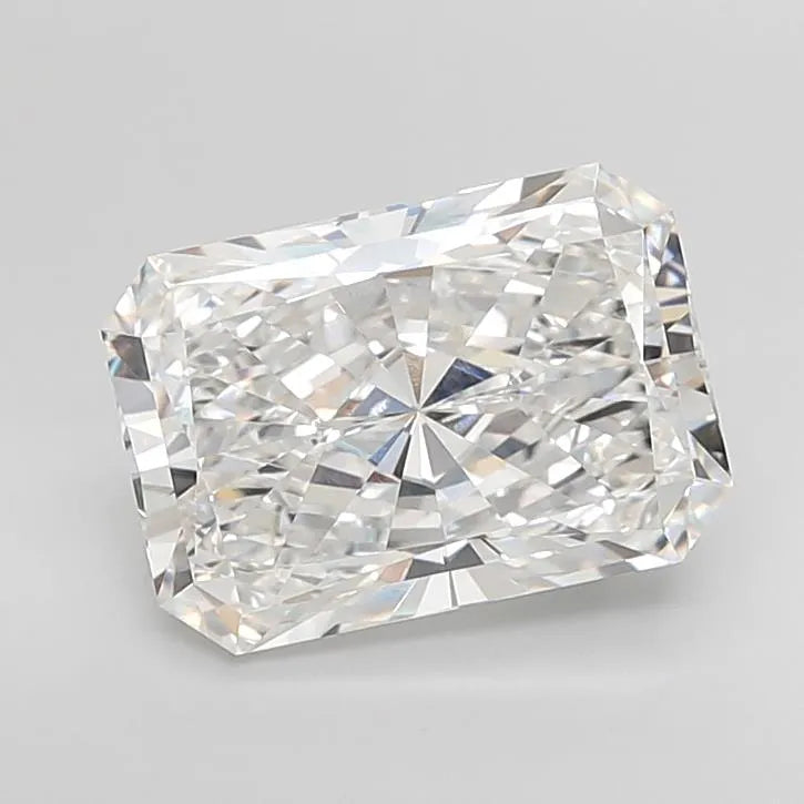 5.99ct Radiant Lab Grown Diamond (Colour E, Clarity VVS2, IGI Certified)